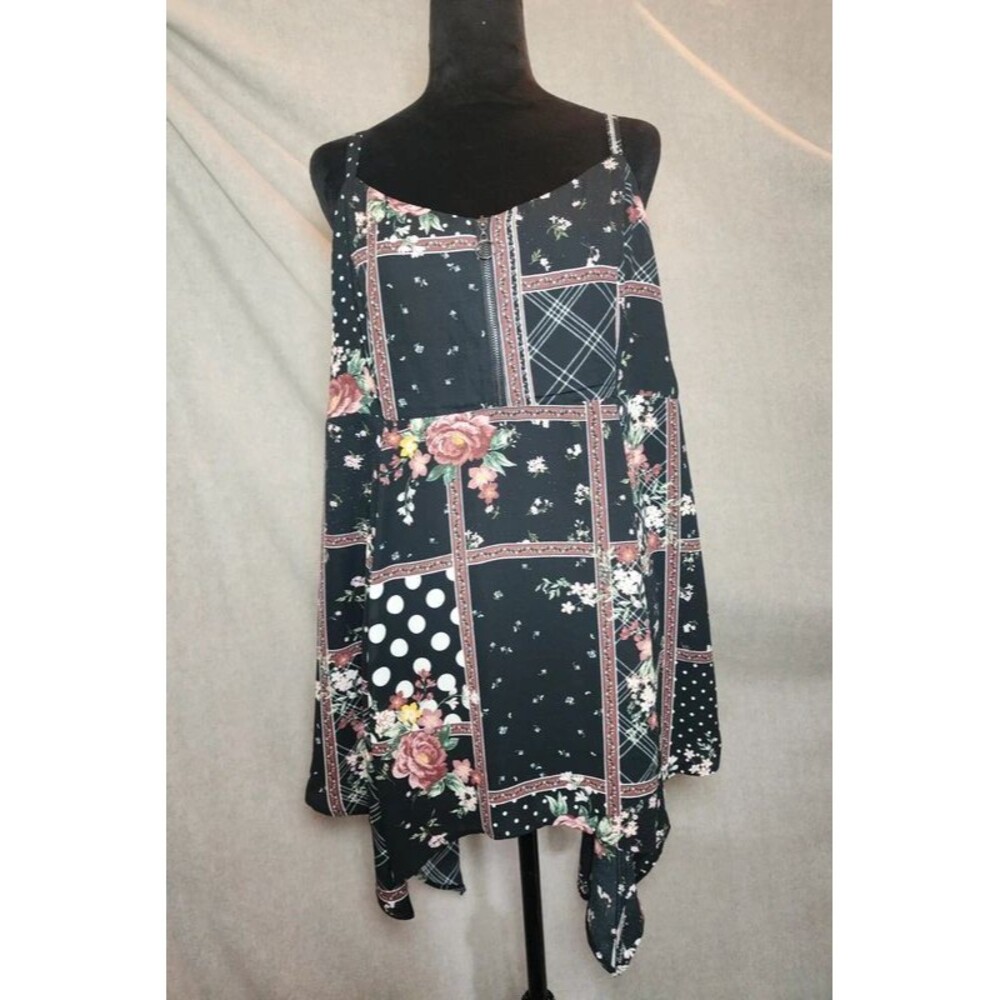 Torrid Sz 1 Floral Patchwork Print Strappy Swing Top Black Boho Cottagecore
